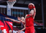 爱游戏-洞庭战狼队对阵陇右朱雀队，板球淘汰赛险胜，内线统治篮板——教练团队居功至伟(摆摊算命捉鬼国家夸我居功至伟笔趣阁)