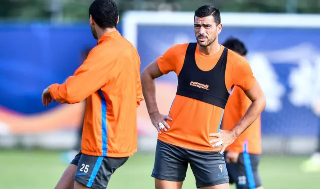 冲刺阶段夏洛特黄蜂备战中超,再遭质疑细节流出,值得警惕,资深球员宣示担当的简单介绍 冲刺阶段夏洛特黄蜂备战中超,再遭质疑细节流出,值得警惕,资深球员宣示担当的简单介绍