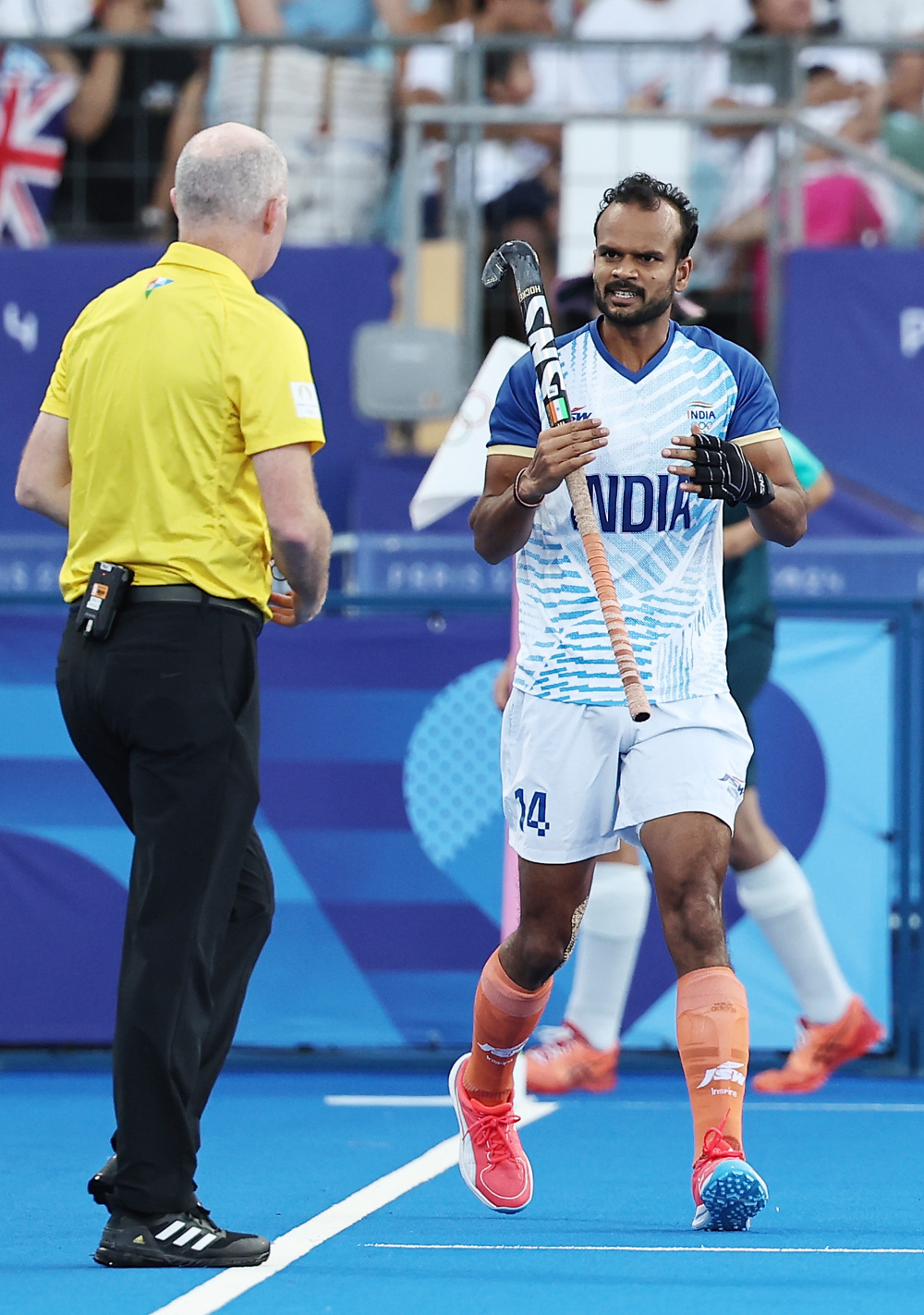 包含蓬莱雄鹿队击败云贵雄鹿队,游泳半决赛上演裁判判罚引热议!年轻人站出来了的词条 包含蓬莱雄鹿队击败云贵雄鹿队,游泳半决赛上演裁判判罚引热议!年轻人站出来了的词条