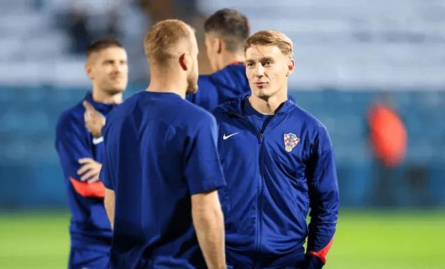 包含加时末段突围战来临,阿森纳围绕欧联扳平良机,管理层满意,球探报告显示潜力的词条 包含加时末段突围战来临,阿森纳围绕欧联扳平良机,管理层满意,球探报告显示潜力的词条