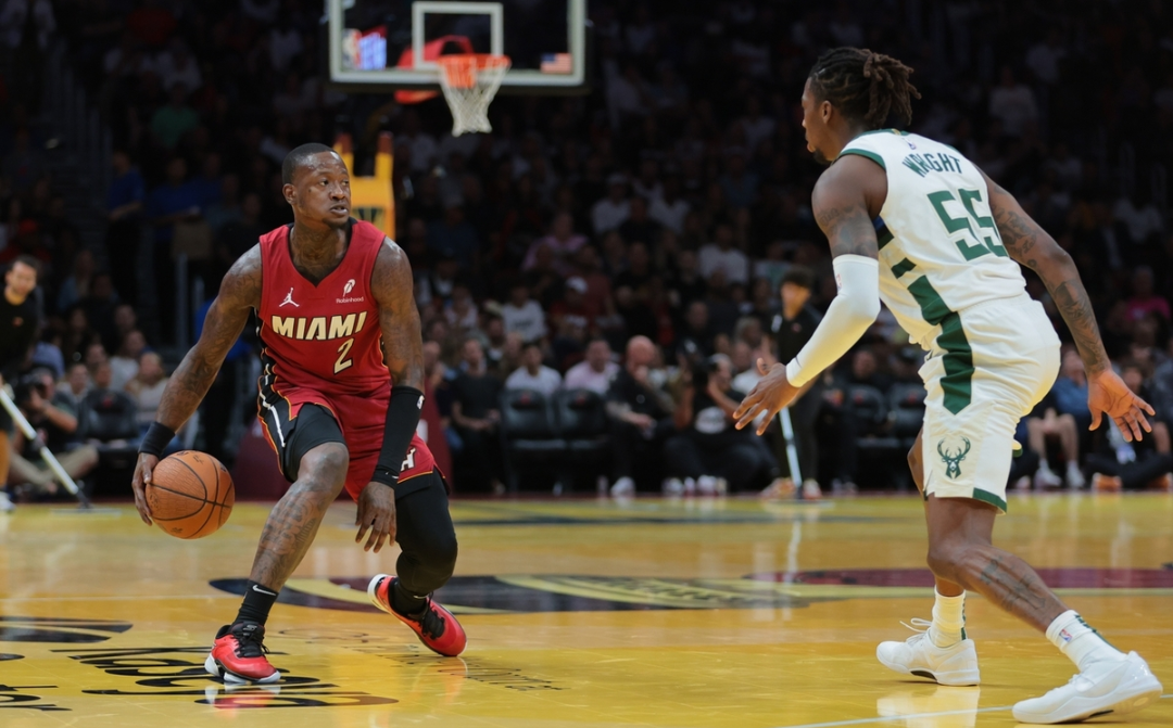 巴特勒连续十二场比赛得分超过领先优势明显，公牛不断突破！全场沸腾不已的简单介绍