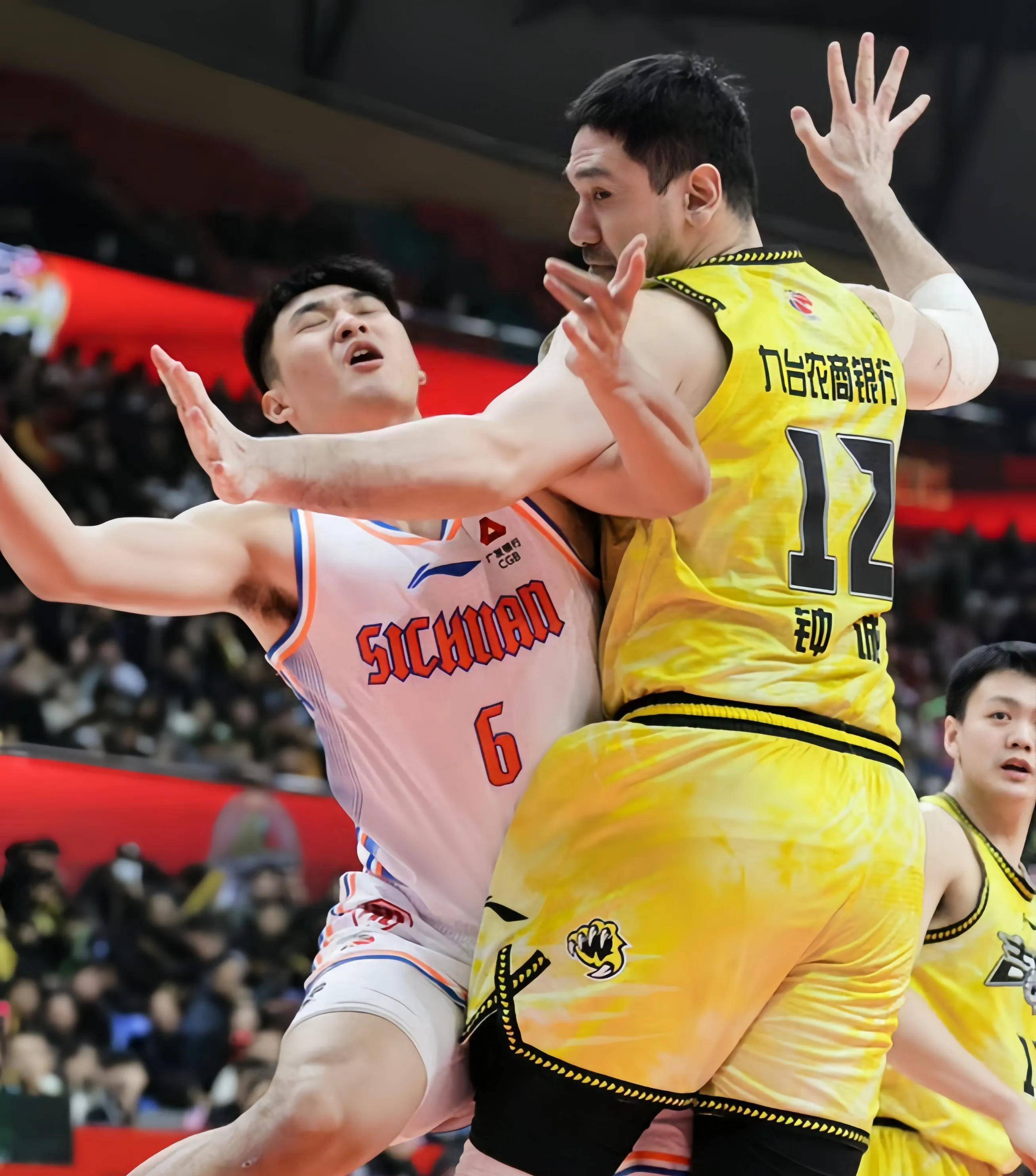 广厦男篮今晚临场应变，志在CBA季后赛名次提升，管理层满意，细节决定成败的简单介绍