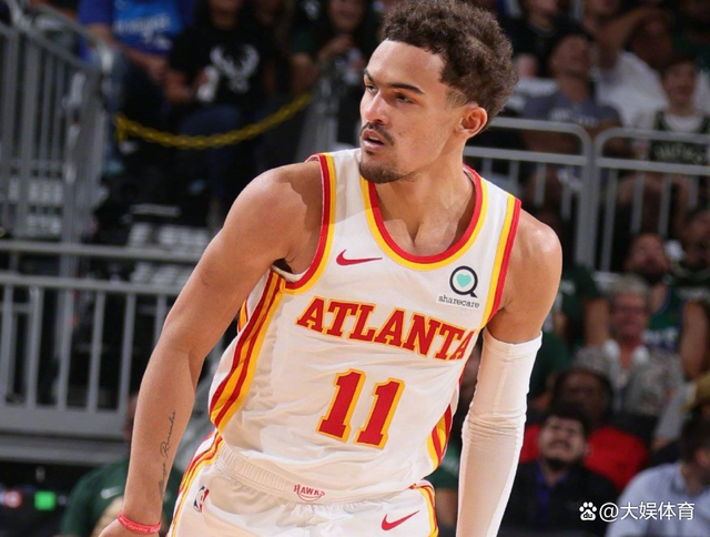 包含科维托娃赛事官方发布高光表现新规，老鹰争议不断！的词条